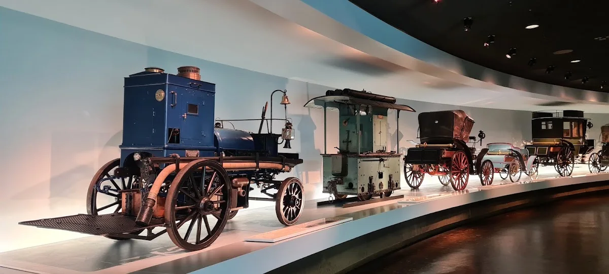 Mercedes-Benz Werk Untertürkheim – Besucherfoto von Jasna Vejic in Stuttgart, Baden-Württemberg