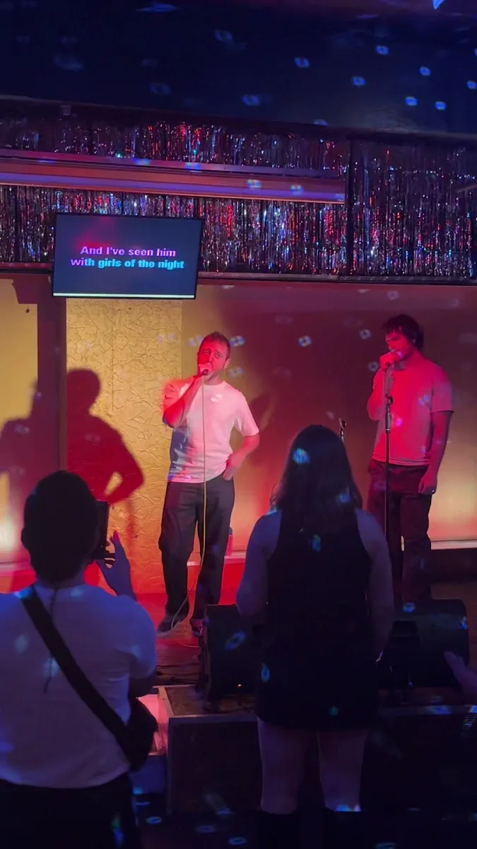 Monster Ronson's Ichiban Karaoke – Bar in Berlin
