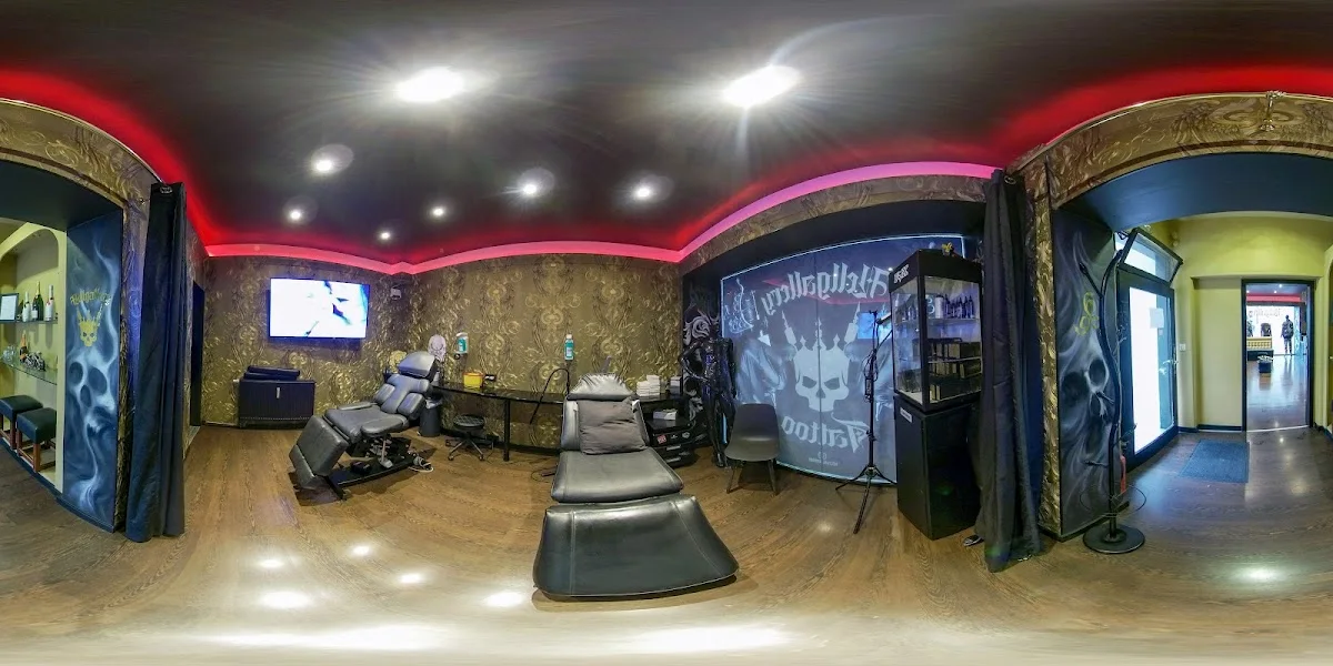 Hellgallery Rosenheim | Tattoo, Piercing & Barbershop – Street View & 360°-Fotos in Rosenheim, Bayern