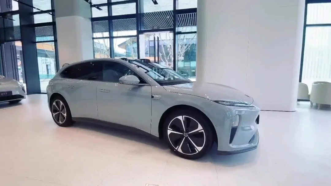 NIO House Berlin – Videolar in Berlin