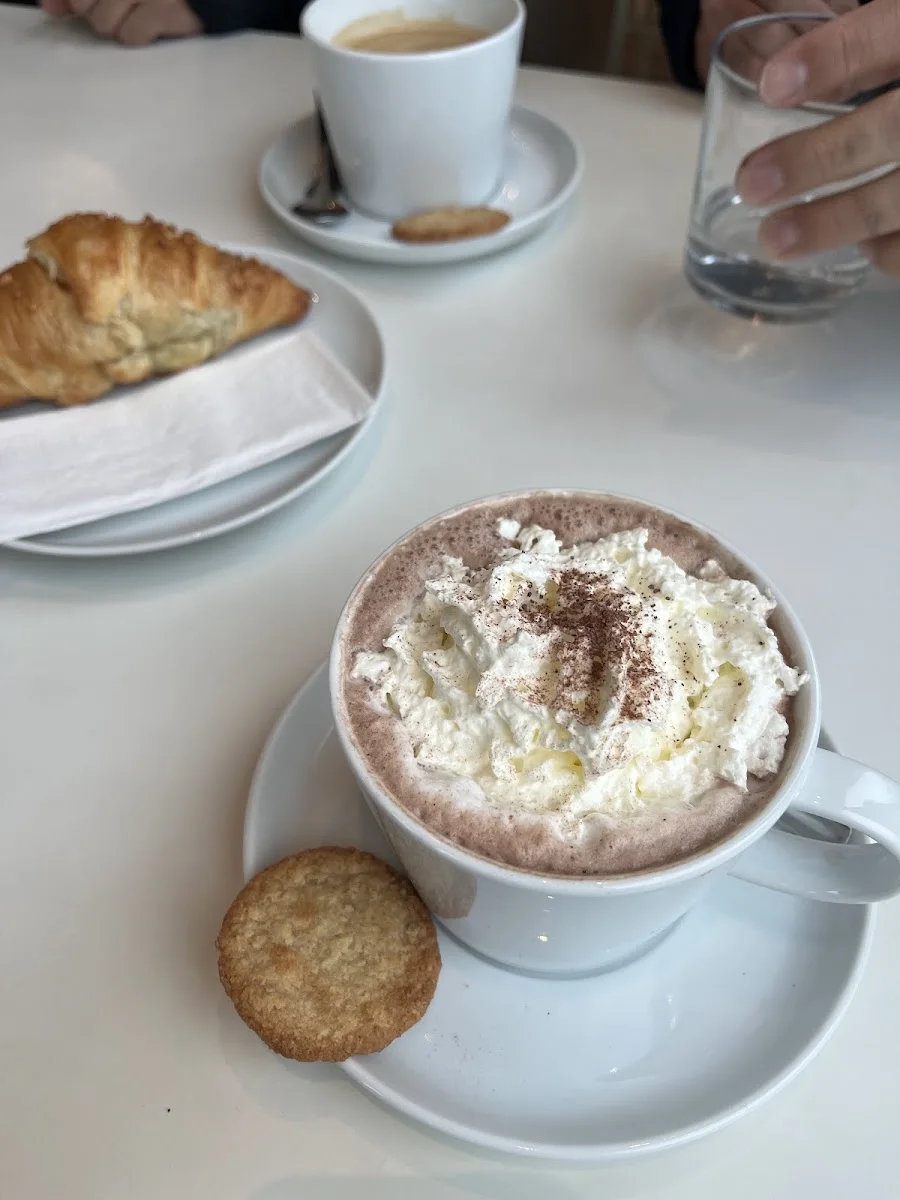 Flamingo Fresh Food Bar – Cappuccino in Berlin