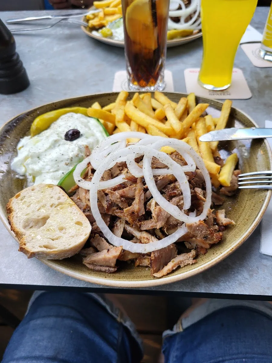 Taverna Sirtaki – Griechisches Restaurant in Berlin