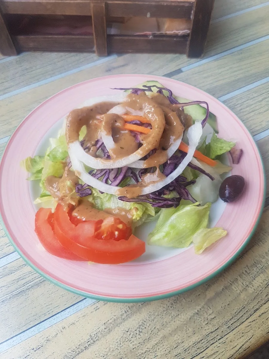 Taverna Sirtaki – Griechischer Salat in Berlin