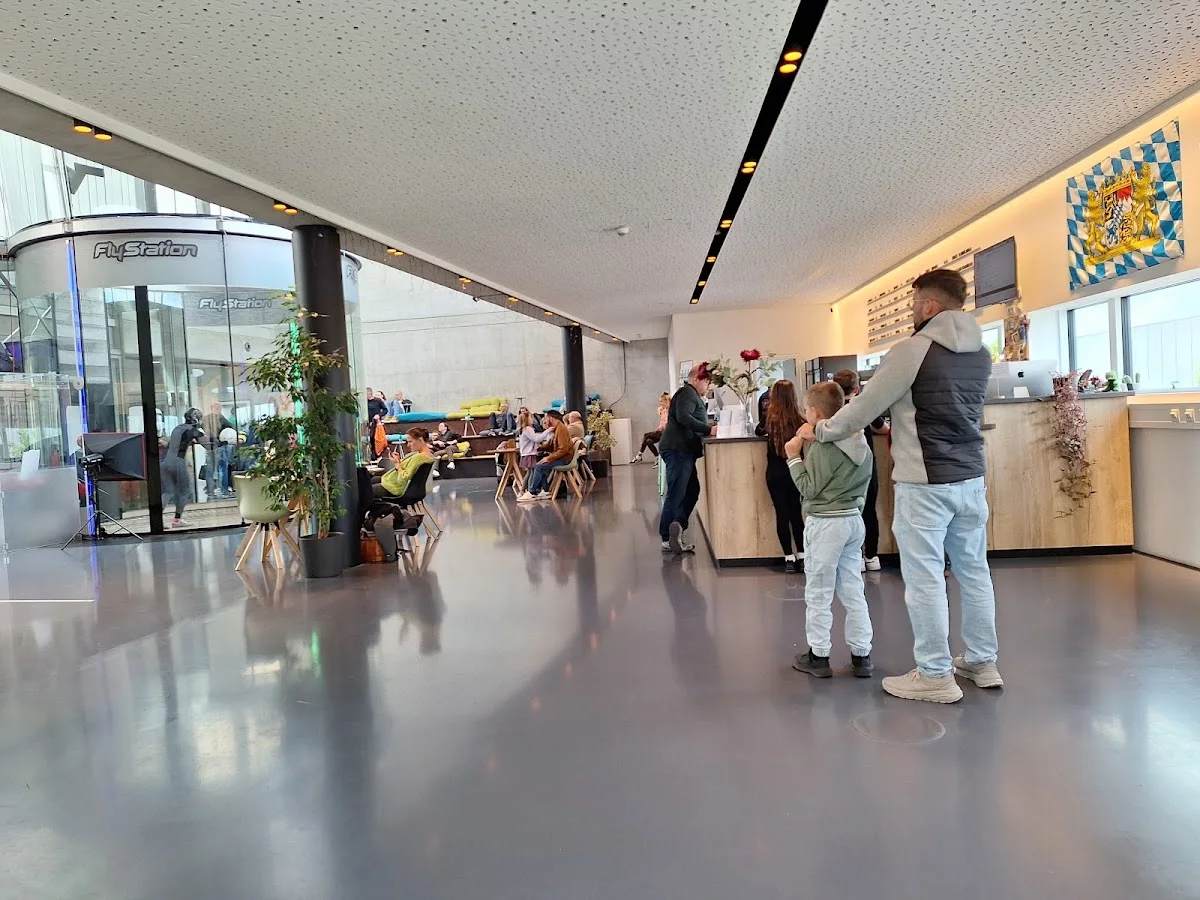 FlyStation Munich - Indoor Skydiving – Besucherfoto von Hagen Huth in Neufahrn bei Freising, Bayern