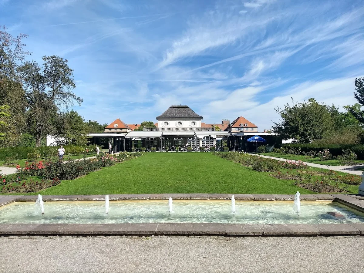 Botanischer Garten München-Nymphenburg – Springbrunnen im Botanischen Garten in München, Bayern