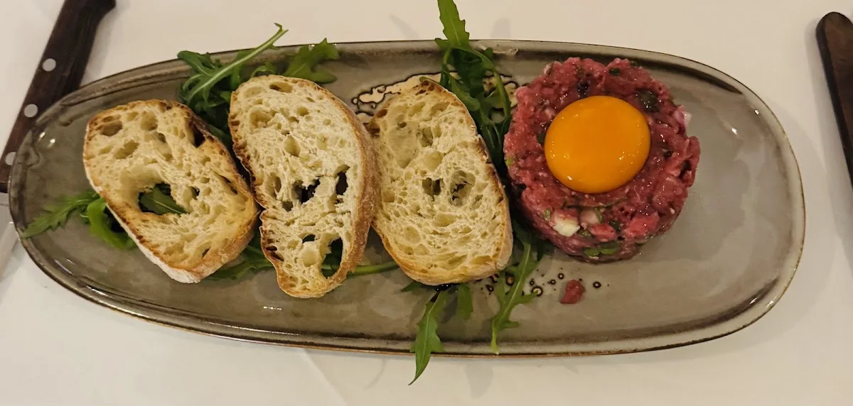 Jotin‘s STEAKHOUSE St.Georg – Beefsteak Tatar in Hamburg