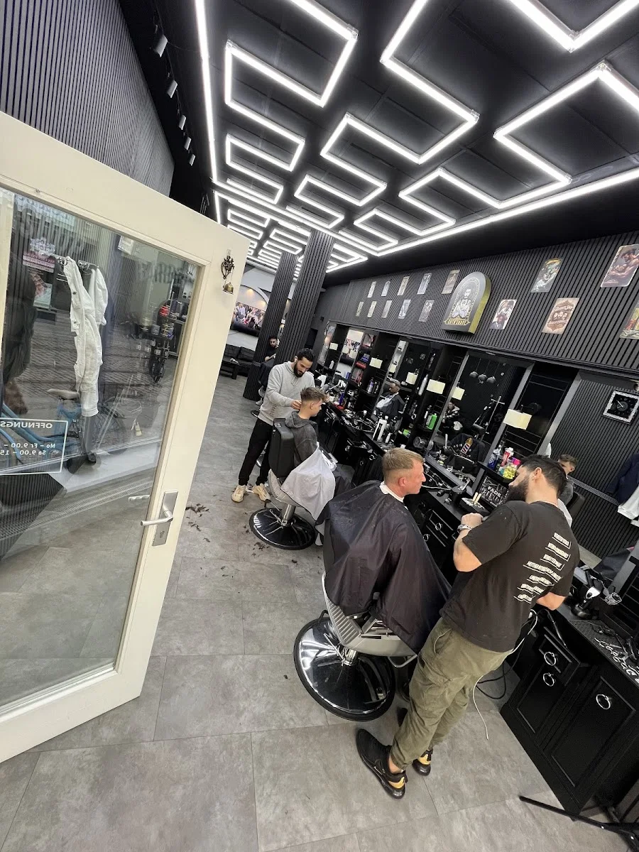 Cut-n-Shave Barbershop – Profilfoto in Brandenburg an der Havel, Brandenburg
