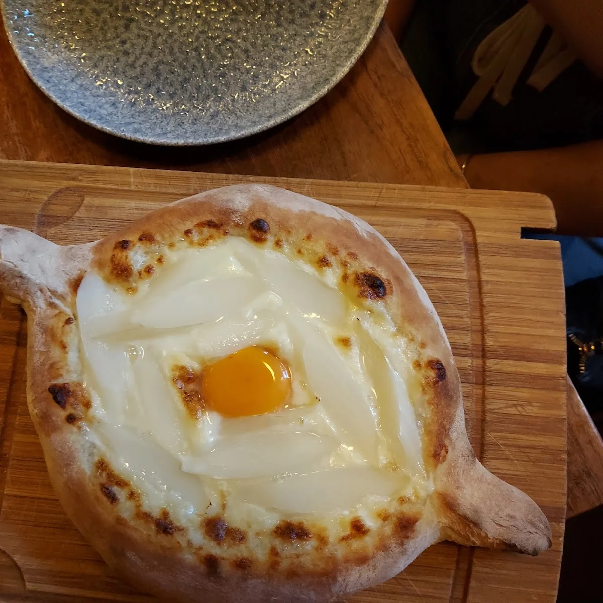 Restorani Tbilisi – Chatschapuri in Berlin