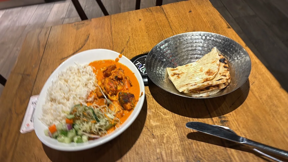 Tikka N Talk Riem Arcaden – Essen und Trinken in München, Bayern