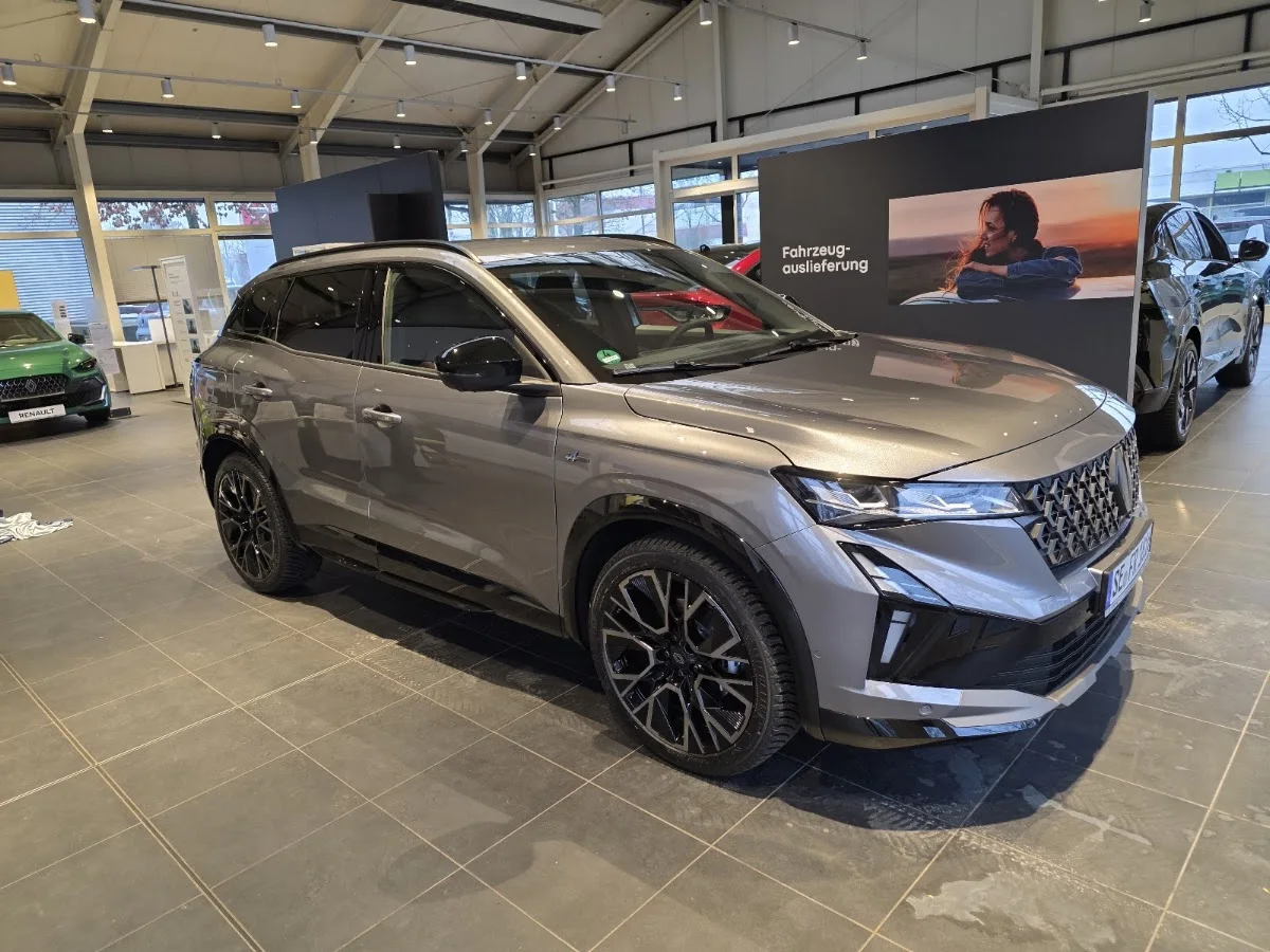 Renault AHRENSBURG Lüdemann & Sens e.K – Besucherfoto von Florian Rassinger in Ahrensburg, Schleswig-Holstein