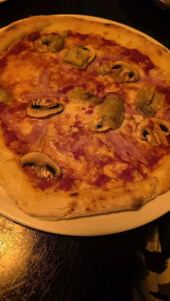 Bella Napoli – Restaurant in Stuttgart Stuttgart-Süd, Baden-Württemberg