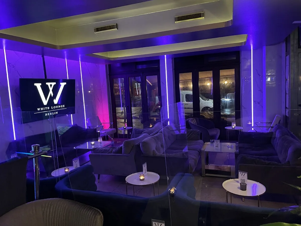 White Lounge Shisha Bar Restaurants Berlin Kreuzberg Schöneberg – Atmosphäre in Berlin