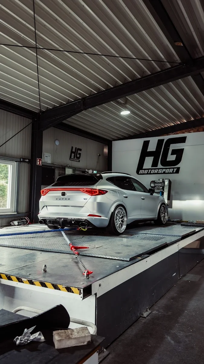 HG-Motorsport GmbH – Innenansichten in Lübeck, Schleswig-Holstein
