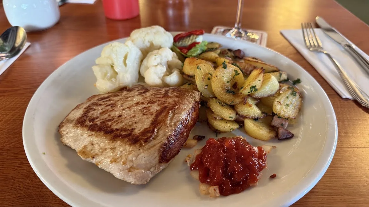 Dalmacija-Grill Spandau – Essen und Trinken in Berlin