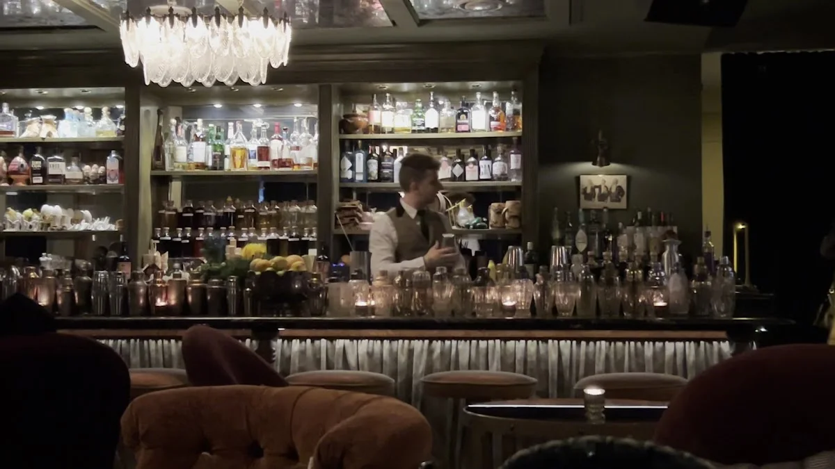 The Gibson Bar Berlin – Bar in Berlin