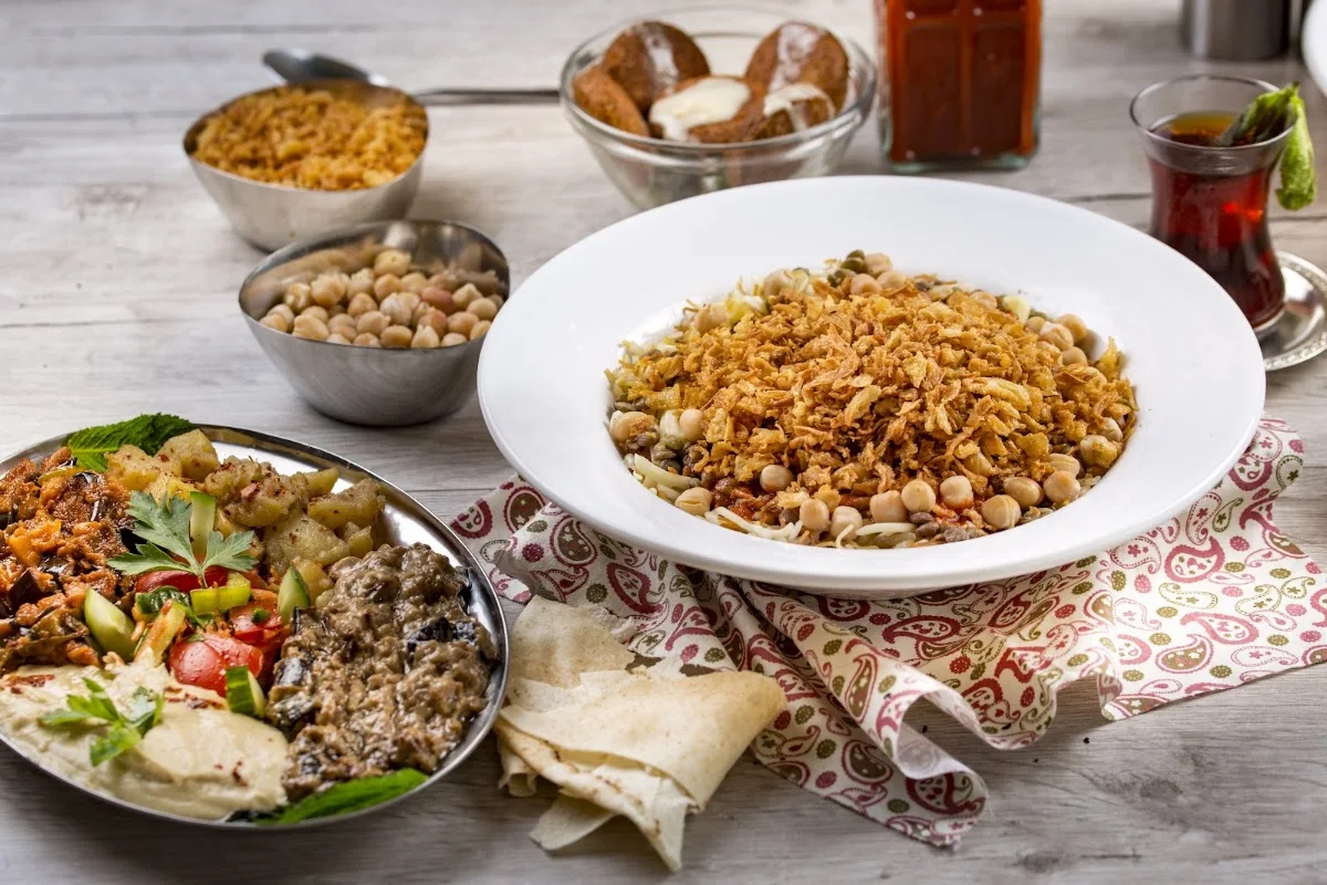 Koshari Ahl Kairo – Essen und Trinken in München, Bayern