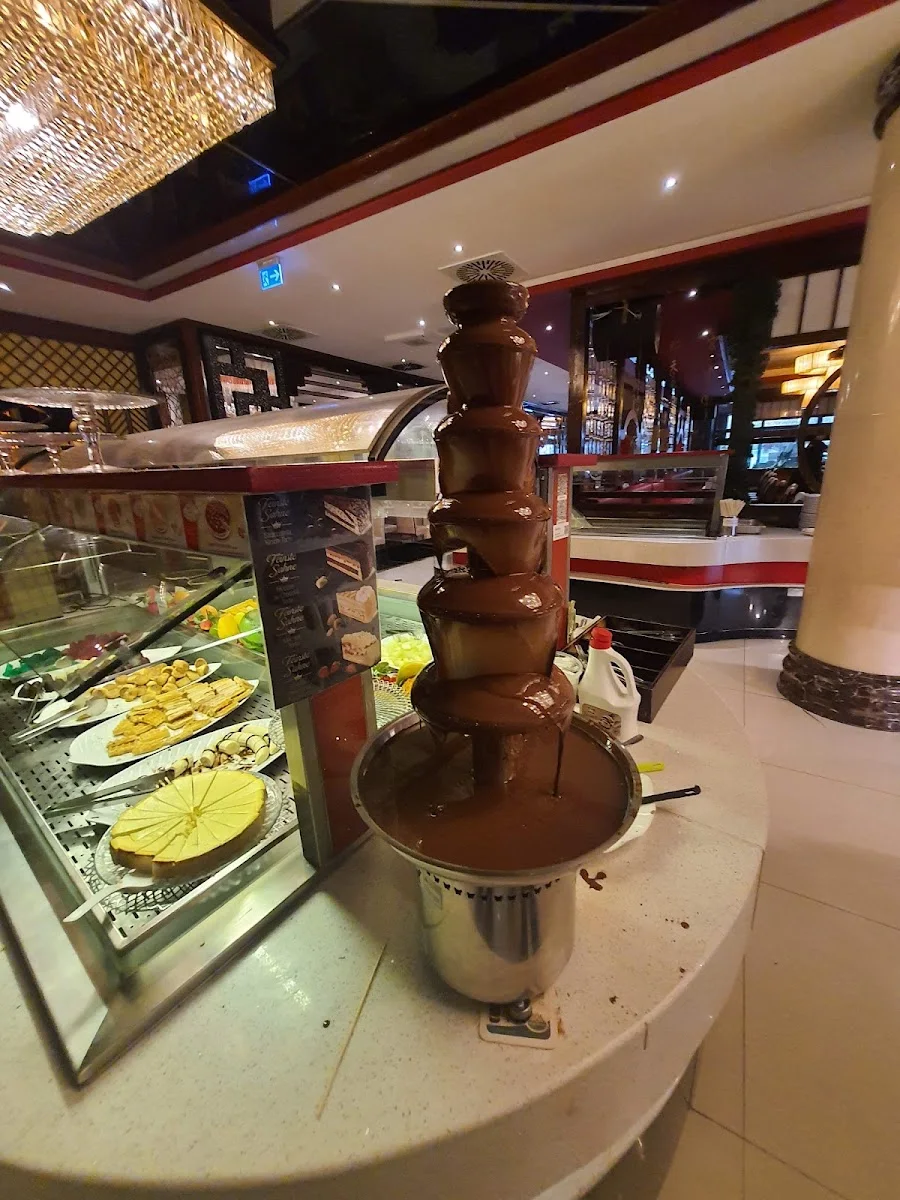 Restaurant Asien Palast – Essen und Trinken in Unterschleißheim, Bayern
