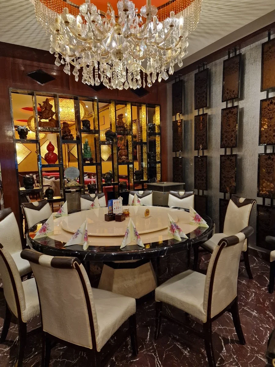Restaurant Asien Palast – Atmosphäre in Unterschleißheim, Bayern