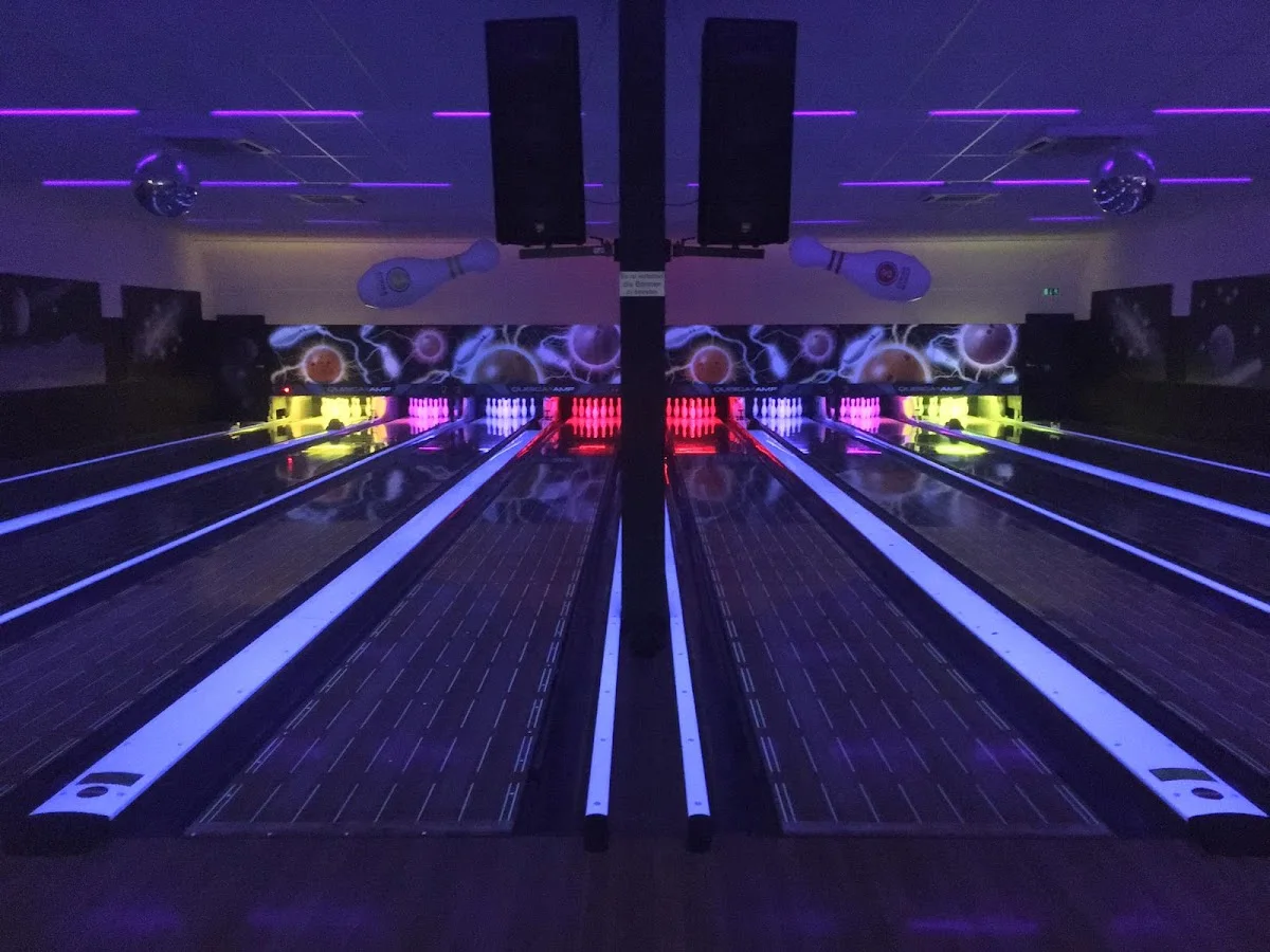 5005-Bowling – Vom Inhaber in Olching, Bayern
