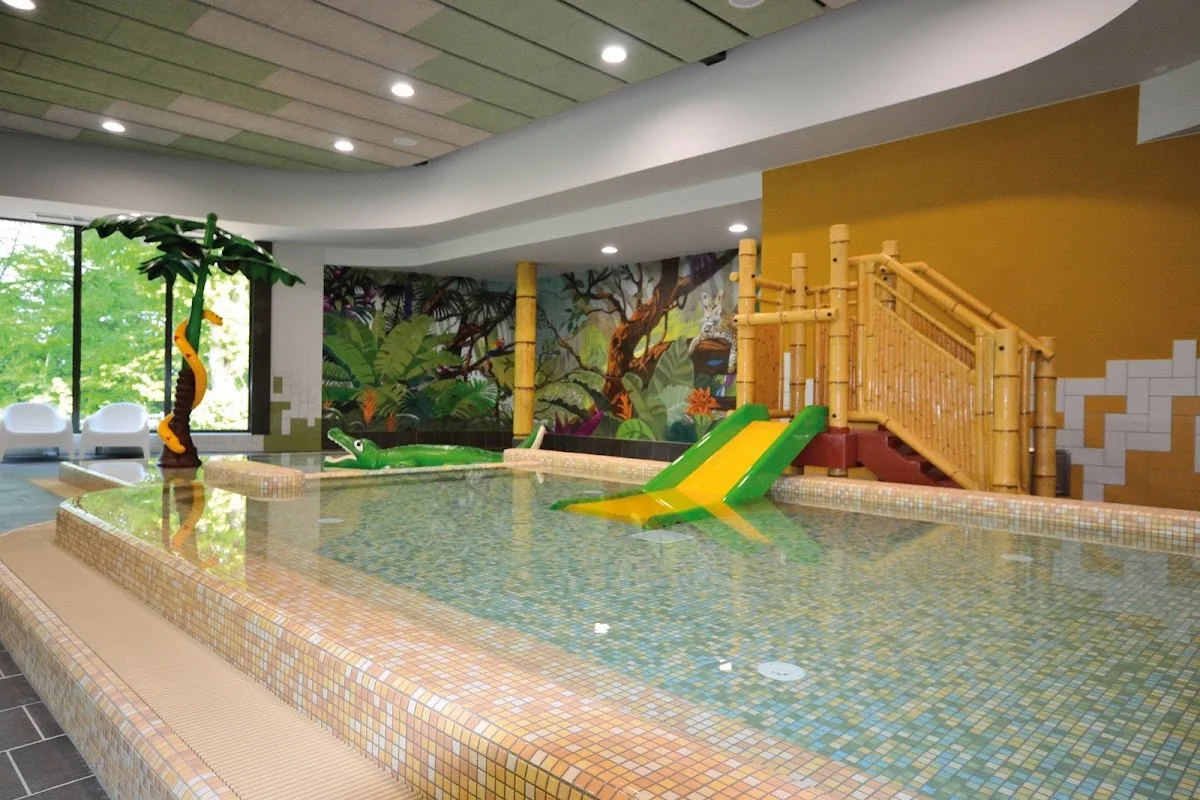 Möllner Welle – Schwimmbecken in Mölln, Schleswig-Holstein