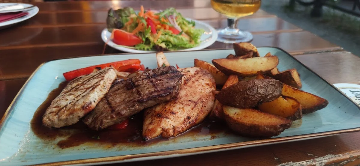 Paracas II – Essen und Trinken in Berlin