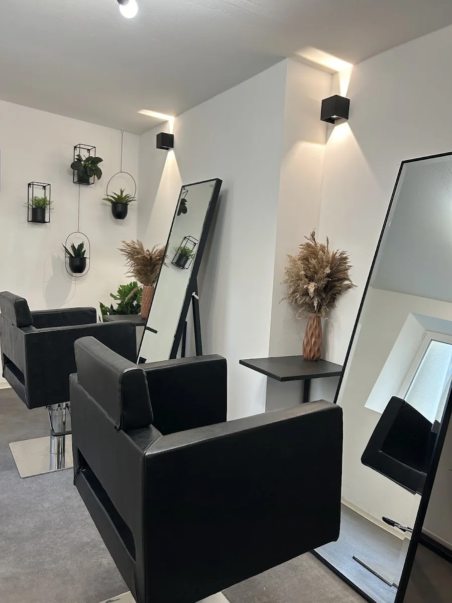 Lovely Hair – Vom Inhaber in Augsburg, Bayern