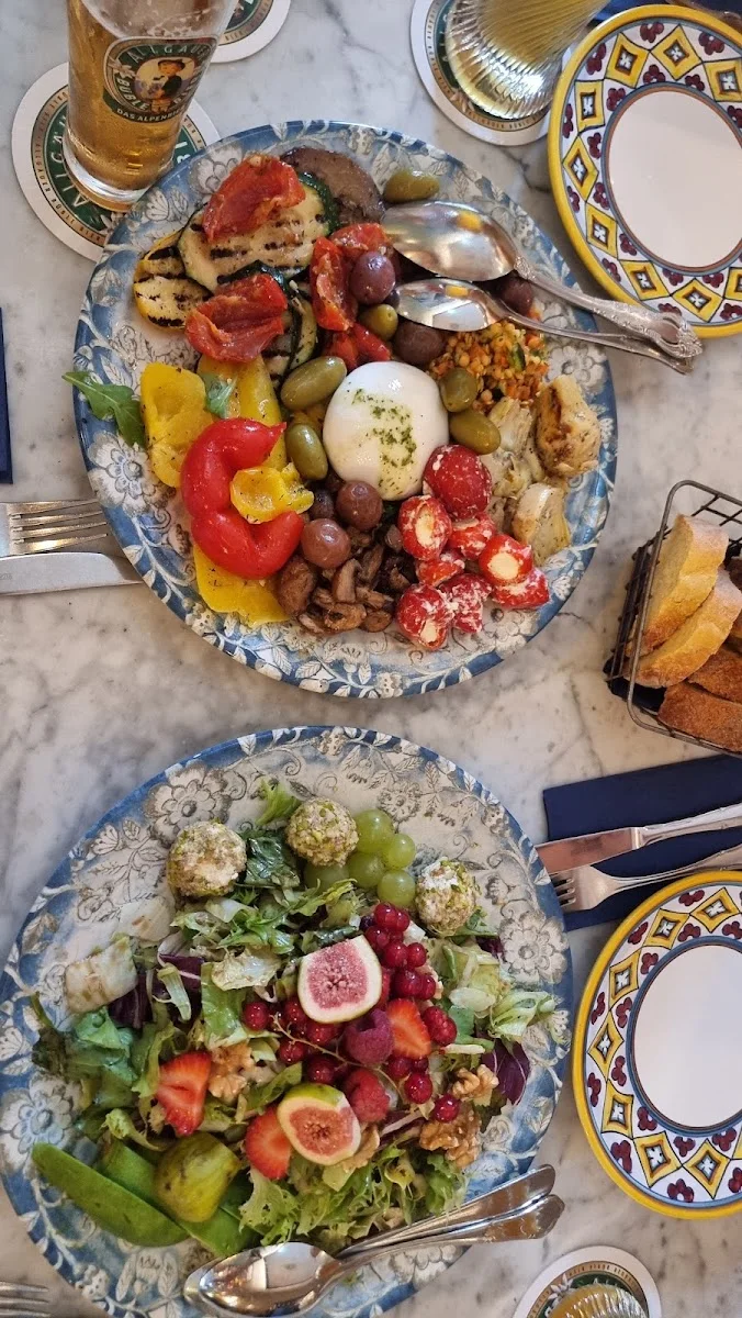 little Nonna – Salat in Köln, Nordrhein-Westfalen