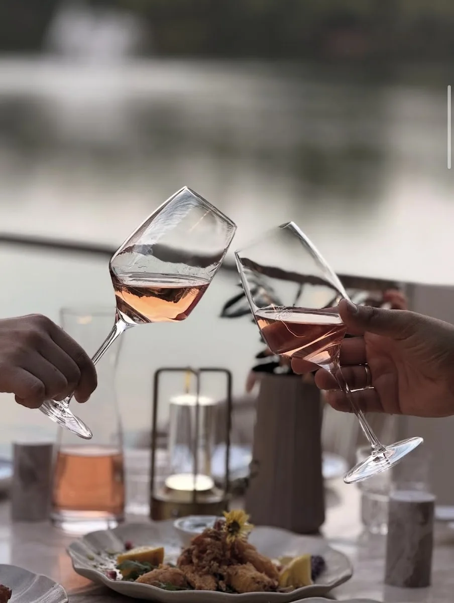 Ormos by Milchhäuschen – Essen und Trinken in Berlin