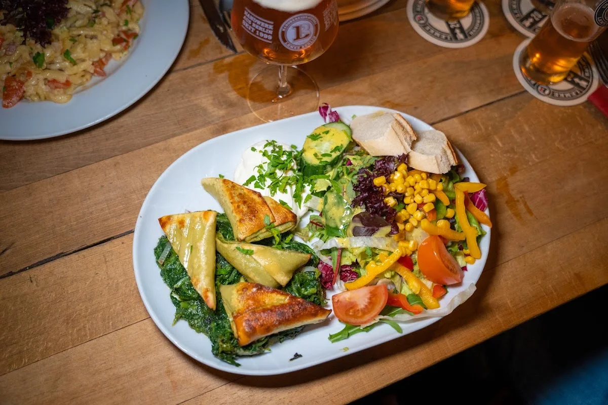 Tiergartenquelle – Essen und Trinken in Berlin