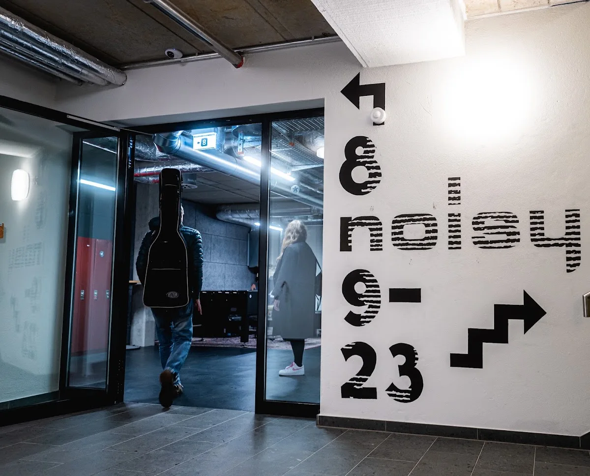 noisy Rooms – Profilfoto in Berlin