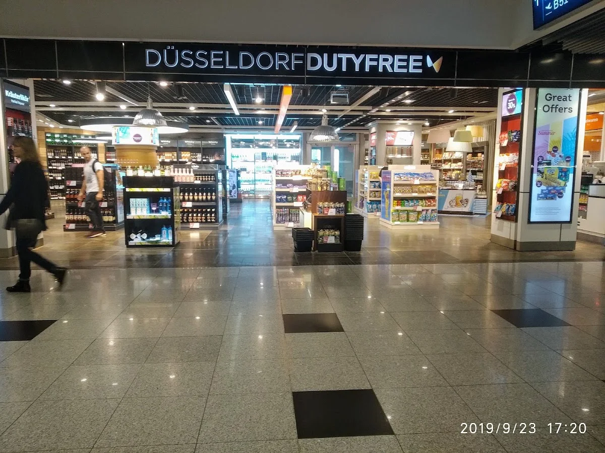 DUS Rhein Lounge – Außenbereich in Düsseldorf, Nordrhein-Westfalen