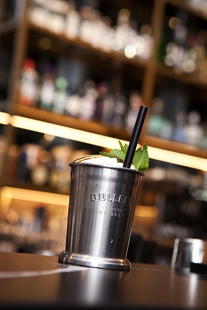Gallery Rooftop Bar – Vom Inhaber in Berlin