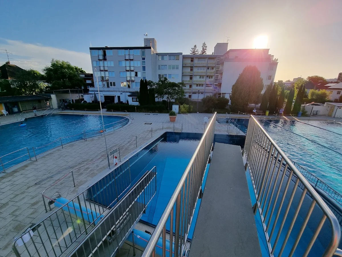 Freibad Haar – Besucherfoto von Fox Redfield in Haar, Bayern