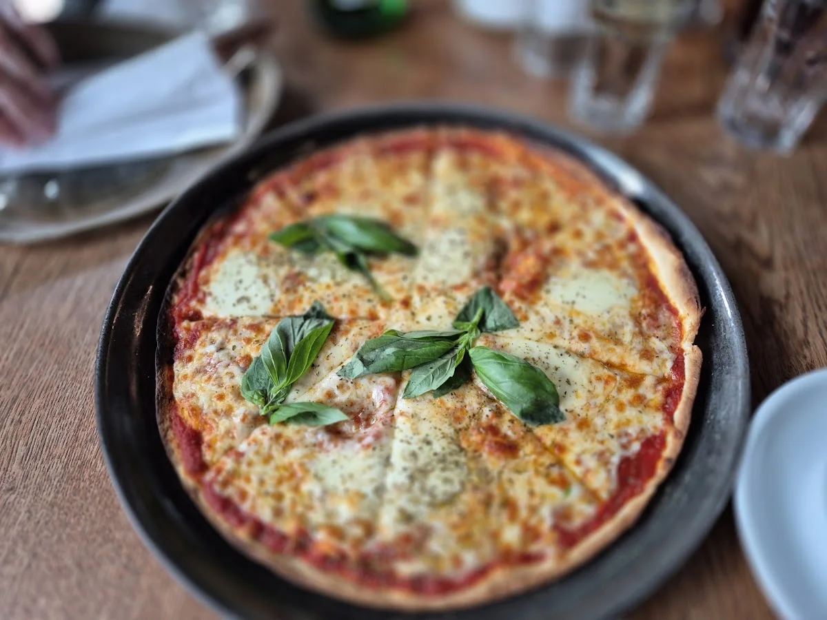 Mélange – Pizza in Hamburg