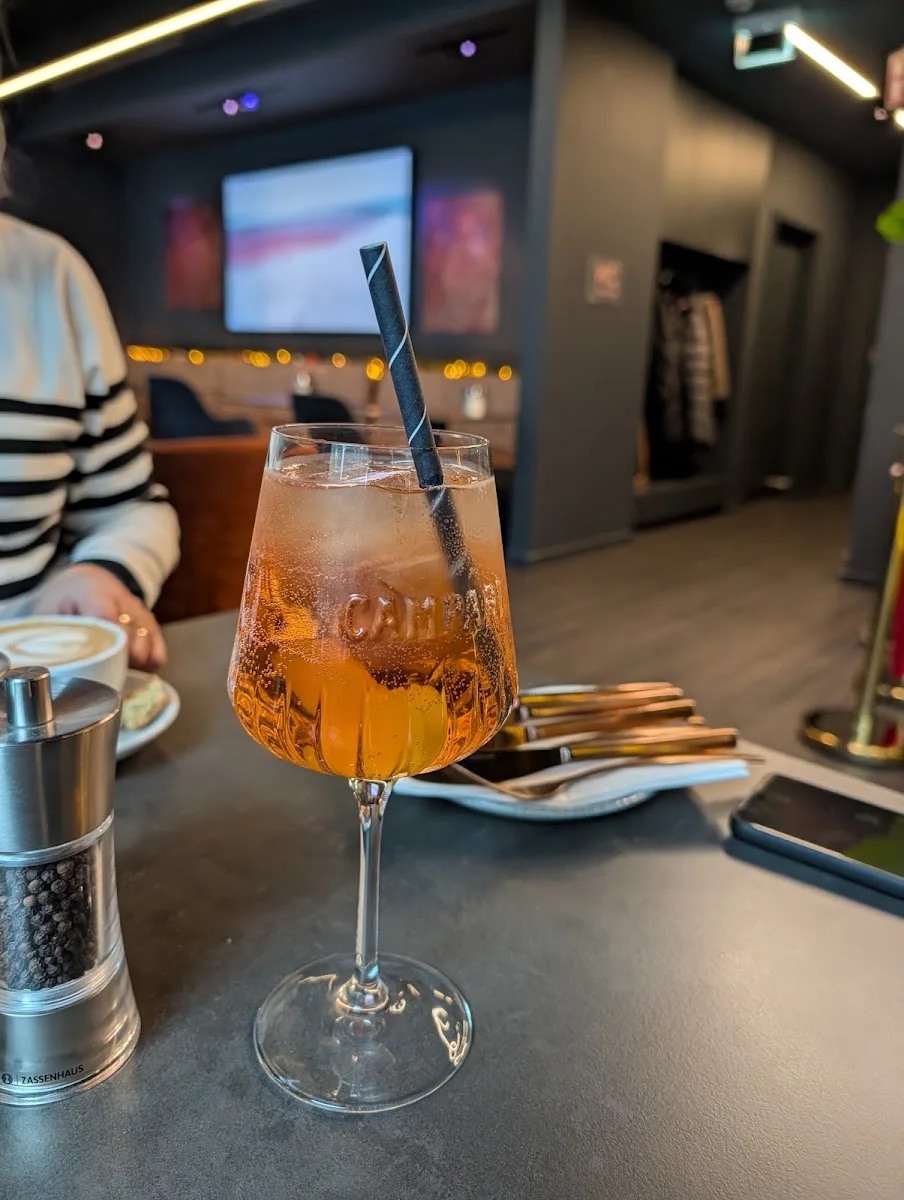Mélange – Aperol Spritz in Hamburg