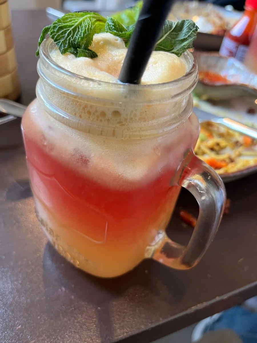 Mama Luu – Kracherl in Lüneburg, Niedersachsen