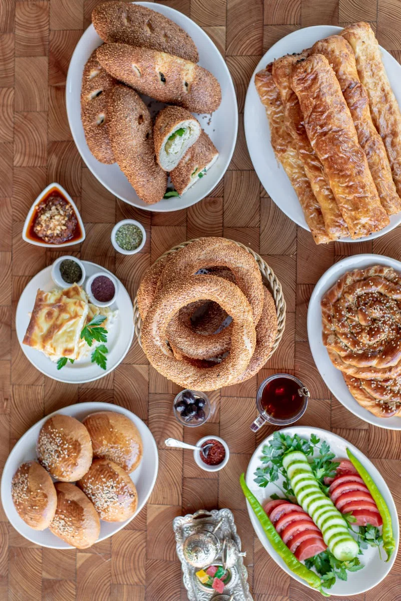 Alsancak Simit Sarayi – Essen und Trinken in Berlin