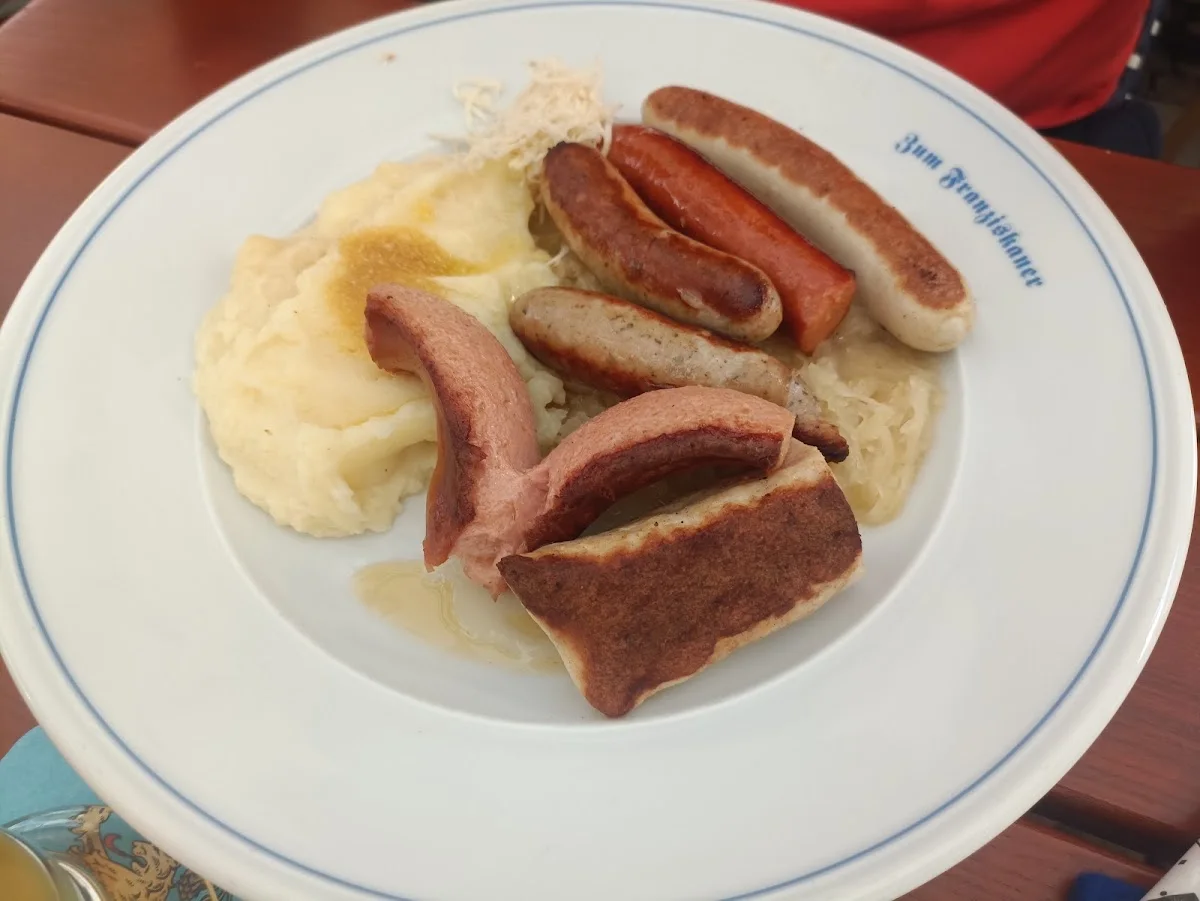 Zum Franziskaner – Bratwurst in München, Bayern