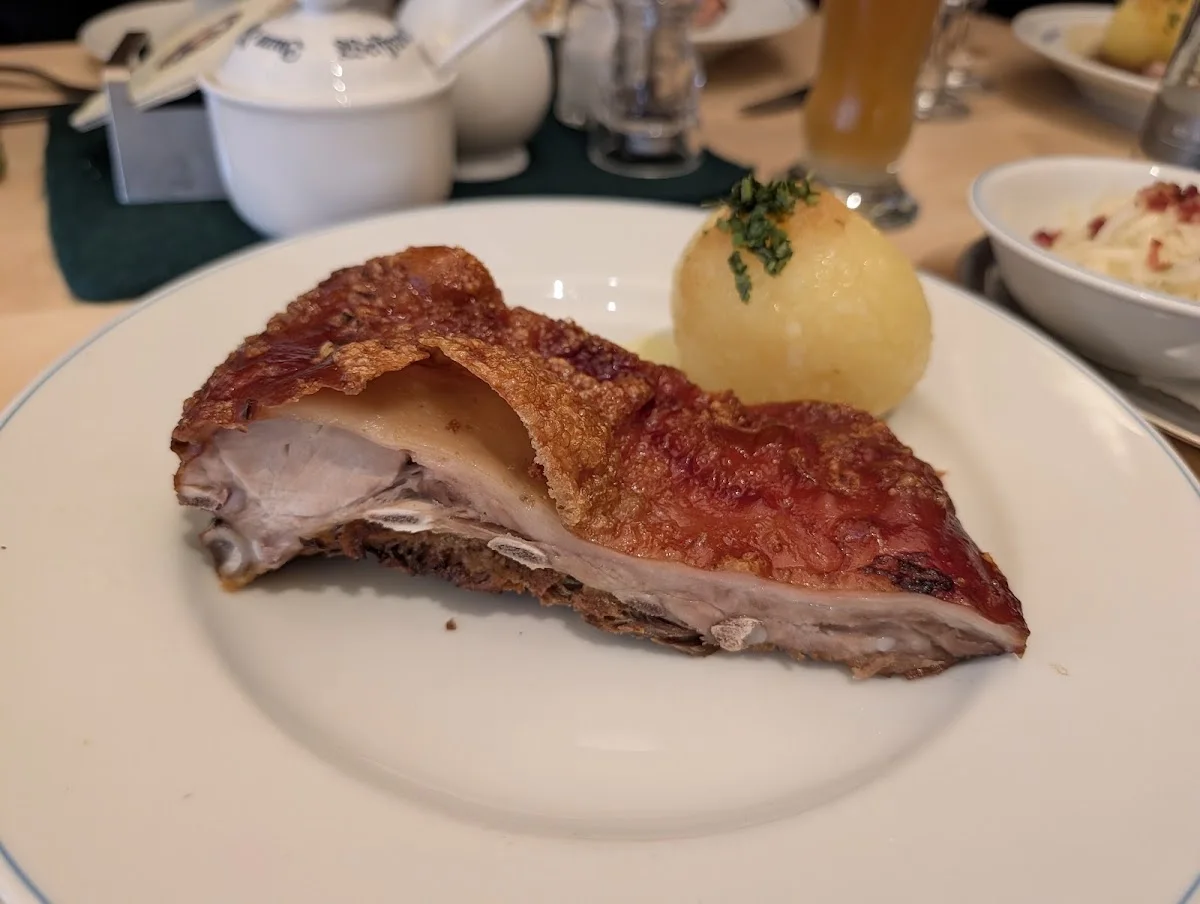 Zum Franziskaner – Schweinebauch in München, Bayern