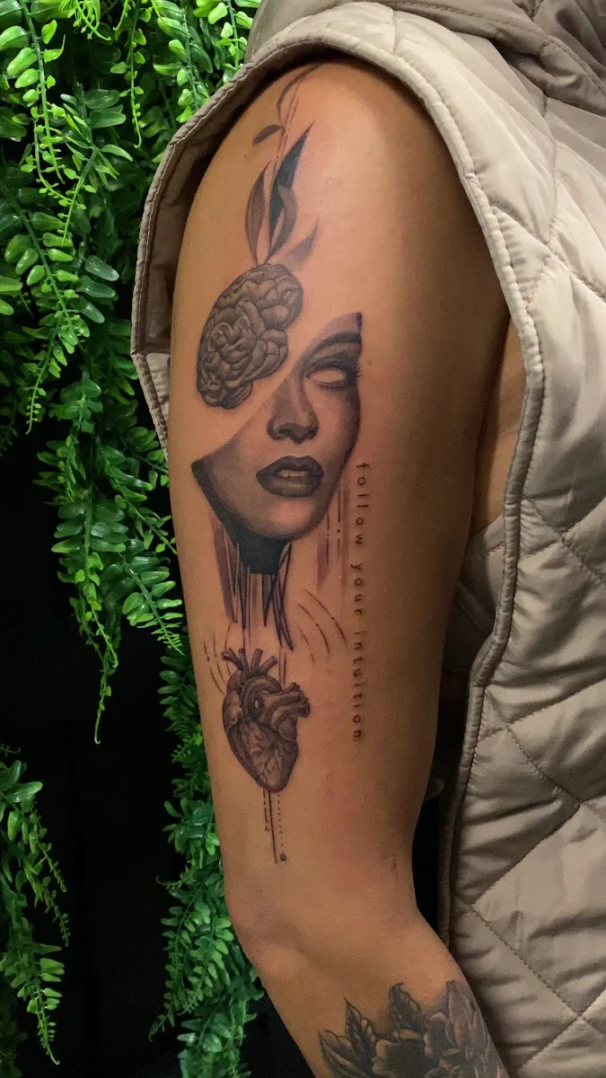Zeitlos#1 Tattoo, Kosmetik & Friseur Salon | Stuttgart – Friseursalon in Stuttgart Stuttgart-Süd, Baden-Württemberg