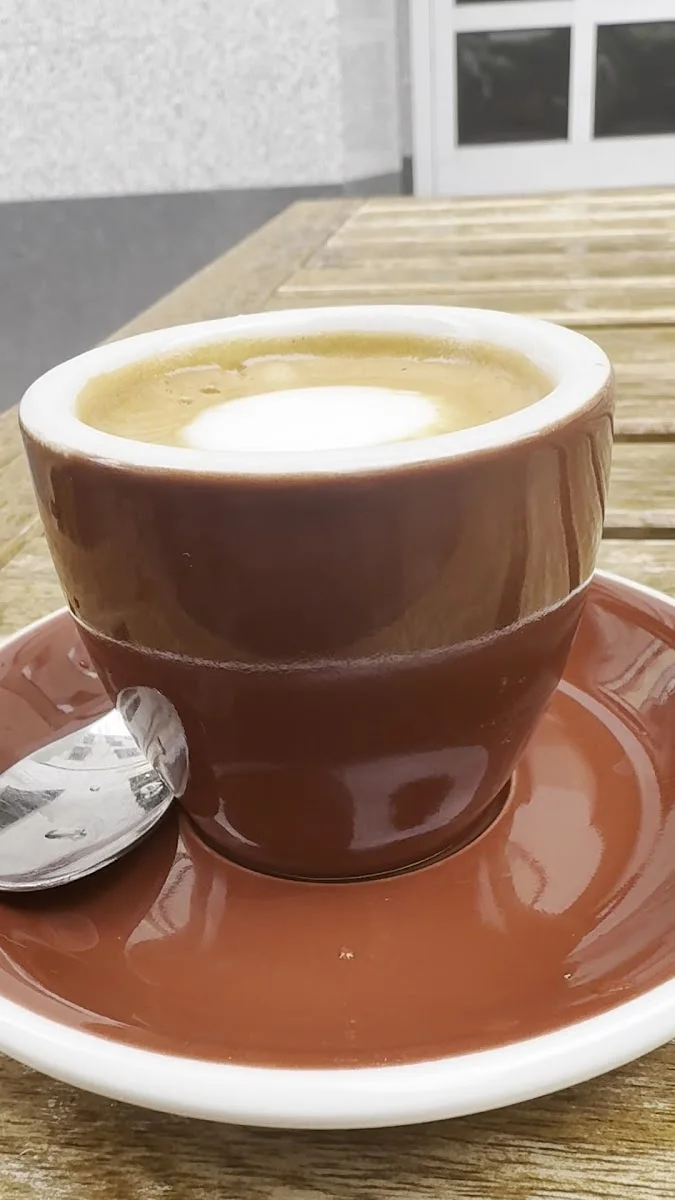 Die Kaffee Privatrösterei Olga Sabristova – Cappuccino in Düsseldorf, Nordrhein-Westfalen