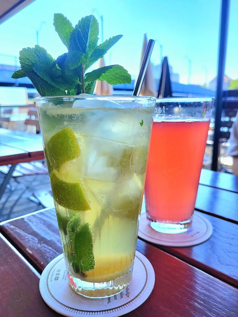 SONNENDECK Restaurant Bar Eventlocation – Mojito in Berlin