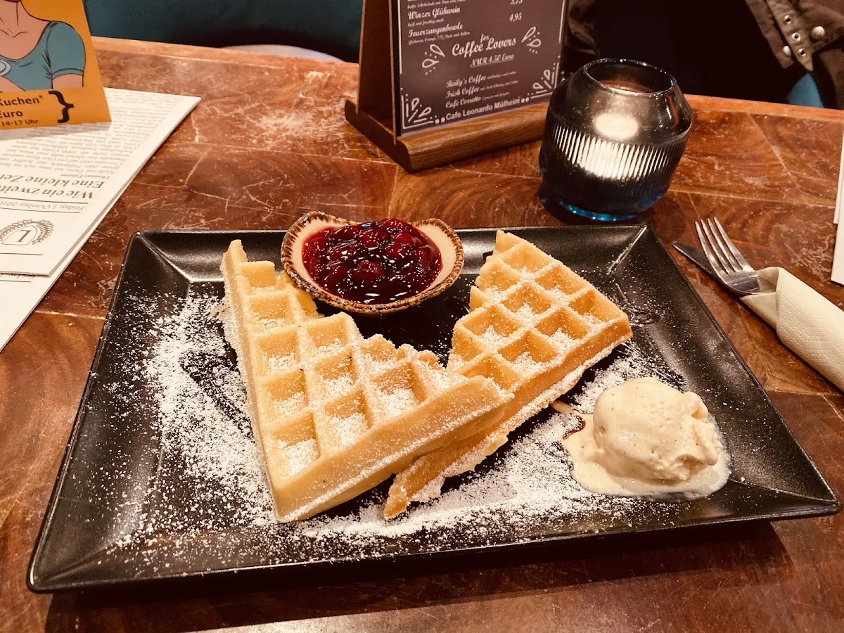 Cafe Leonardo Mülheim – Waffel in Mülheim an der Ruhr, Nordrhein-Westfalen