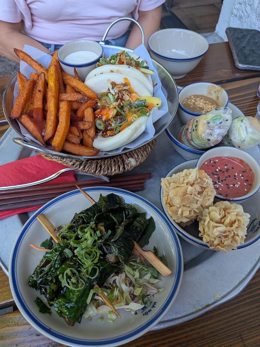1990 Vegan Living – Veganes Restaurant in Berlin