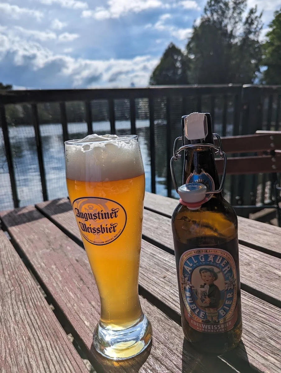 Fischerhütte am Schlachtensee – Bier in Berlin
