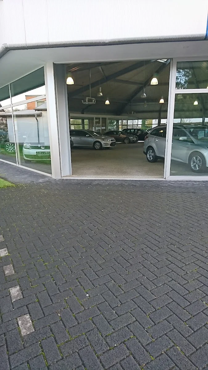 Autohaus Fast Neu Automobilhandels GmbH – Profilfoto in Troisdorf, Nordrhein-Westfalen