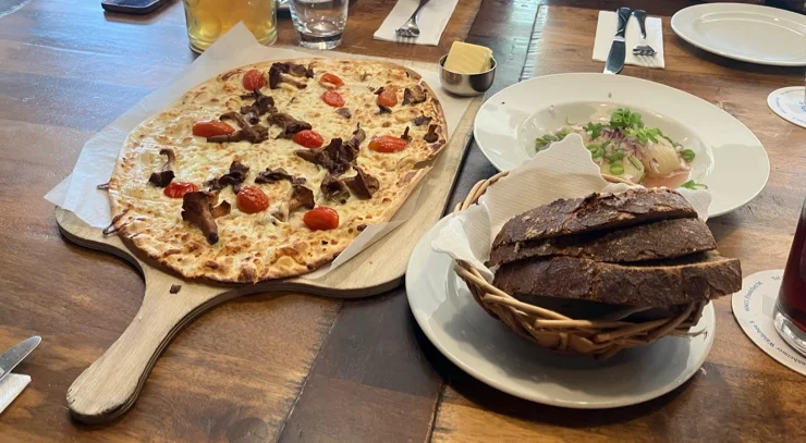 Ginnheimer Wirtshaus – Pizza in Frankfurt am Main, Hessen