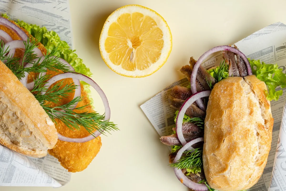 Kleine Haie Grosse Fische – Essen und Trinken in Hamburg