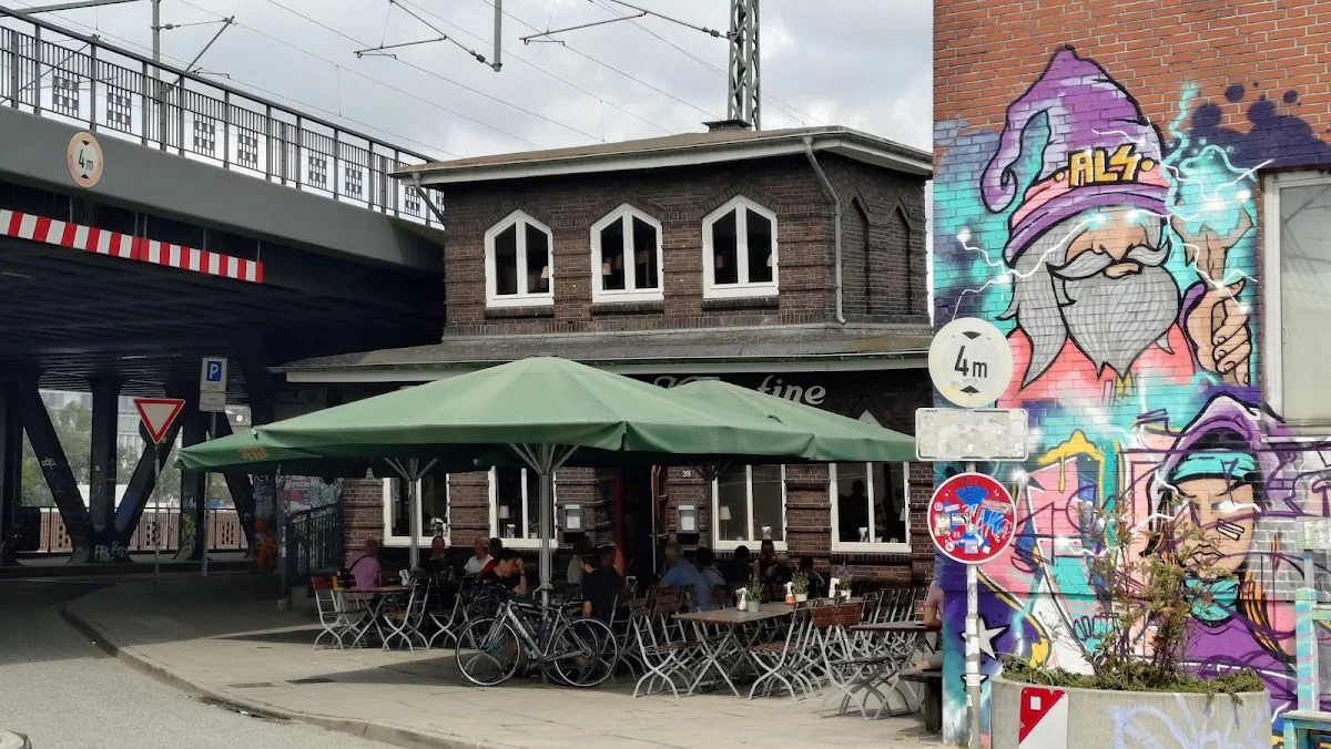 Oberhafen-Kantine – Restaurant in Hamburg