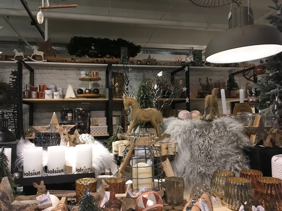 Möbel König GmbH – Innenansichten in Kirchheim unter Teck, Baden-Württemberg